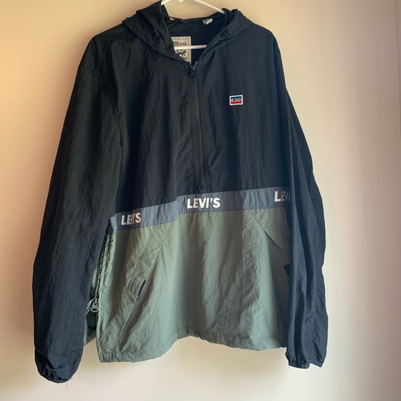 Other - Levi’s Windbreaker (Mens XL)